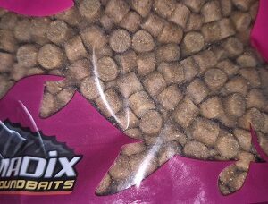 Pellets MADDIX  Pro Carp mm. 8 da pastura ed innesco